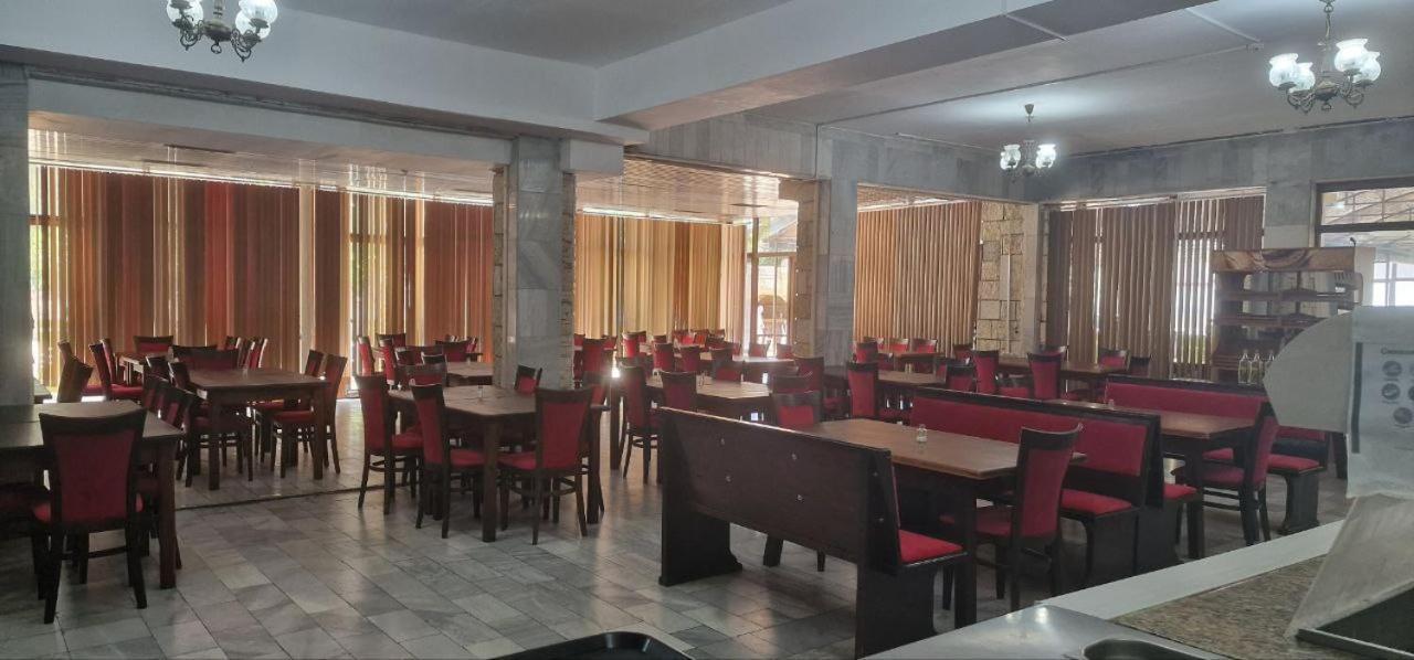 Complex Dobrudja Hotel Kranevo Exterior photo