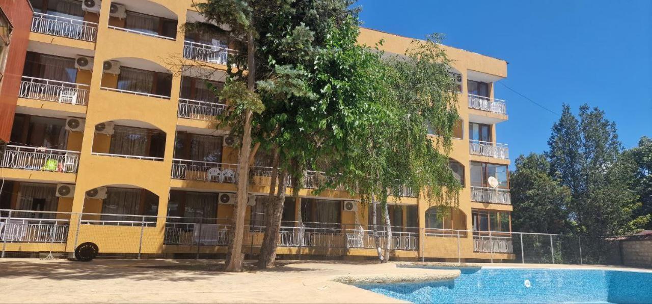 Complex Dobrudja Hotel Kranevo Exterior photo