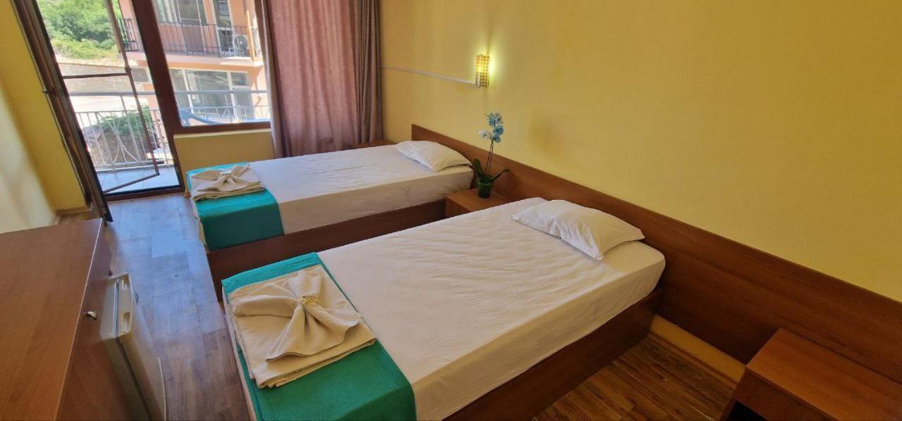 Complex Dobrudja Hotel Kranevo Exterior photo